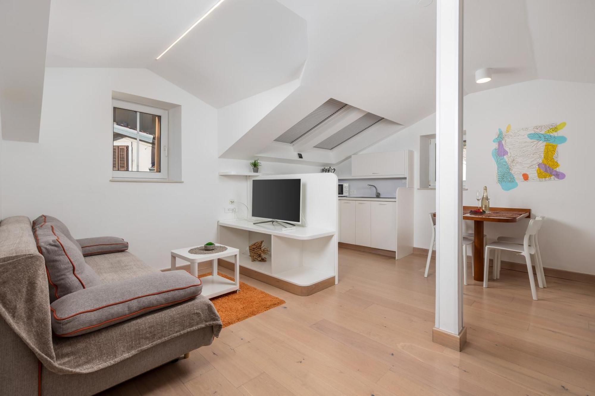 Apartments Anaika At The Beach, Opatija Bagian luar foto
